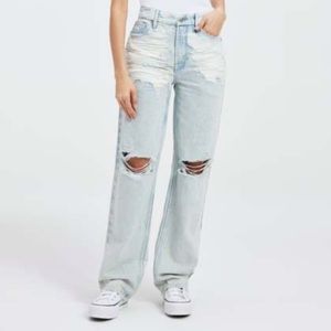 NWT Good American Distressed Light Wash Jeans